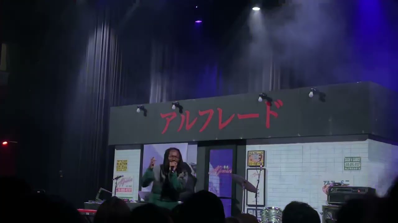 Mavi live in san Antonio 