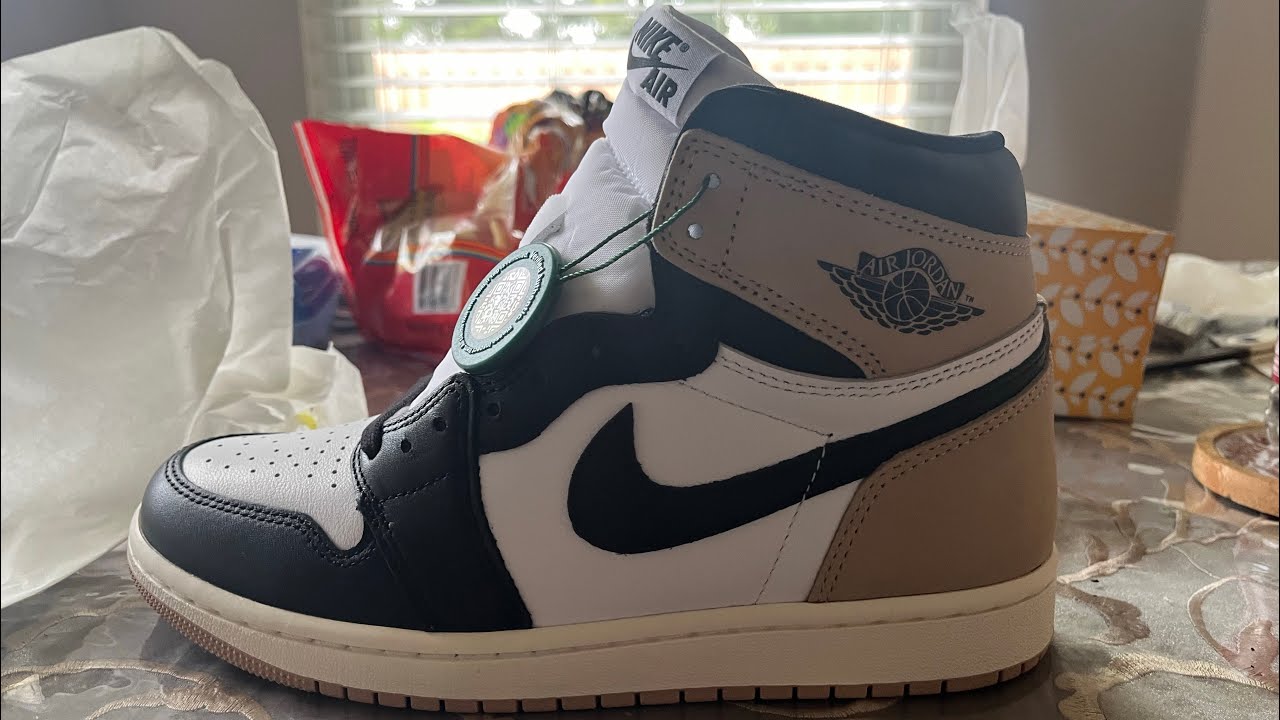 Jordan 1 Latte quick unboxing to save time!