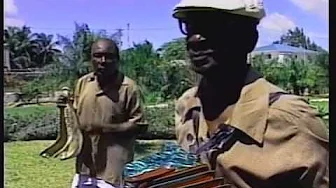 Bumm & Chime - Run Mr Peters, Run Bumm & Chime - Run Mr Peters, Run