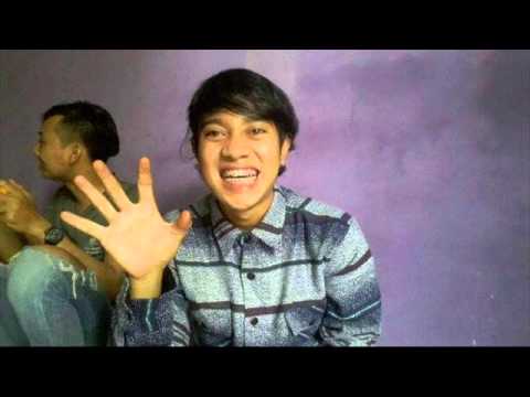 Tanggo Muhamad King Abdulah - Fist Up United