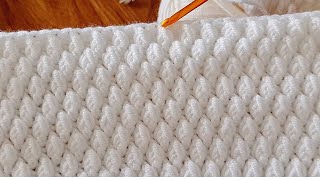 Unique Very Easy Crochet sewing pattern baby blanket consisting of two rows for beginners