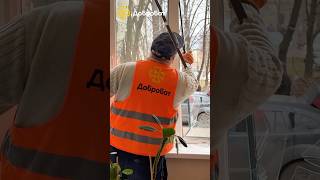 Волонтери Добробату на місці удару в Запоріжжі 23 січня — серед руїн, де колись були домівки.