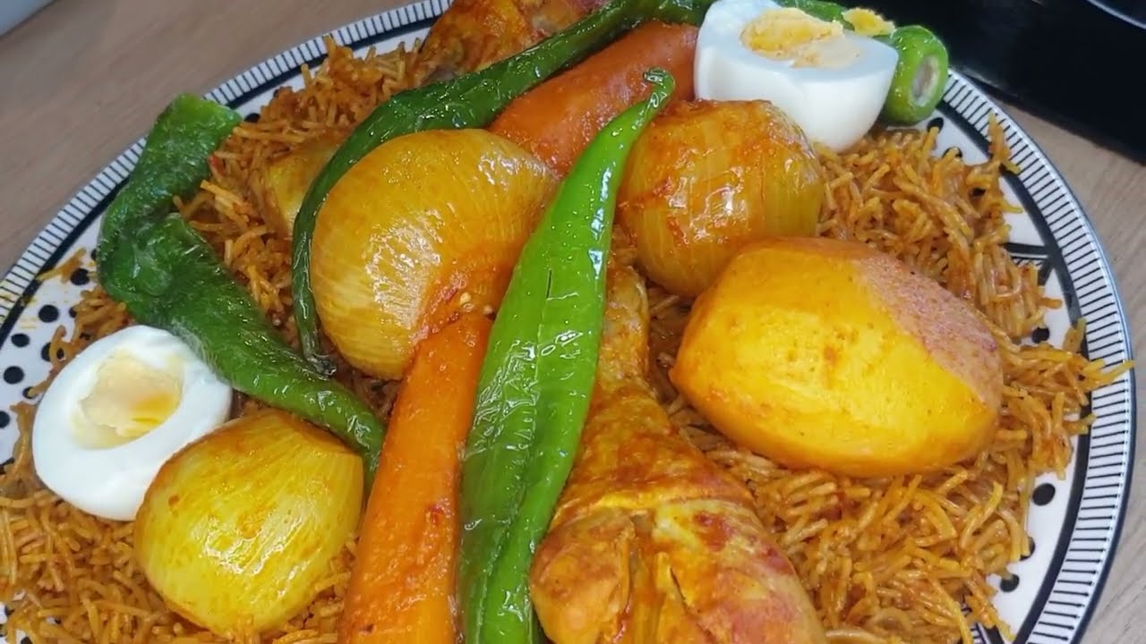 دويدة مفورة بالدجاج/دبارة اليوم