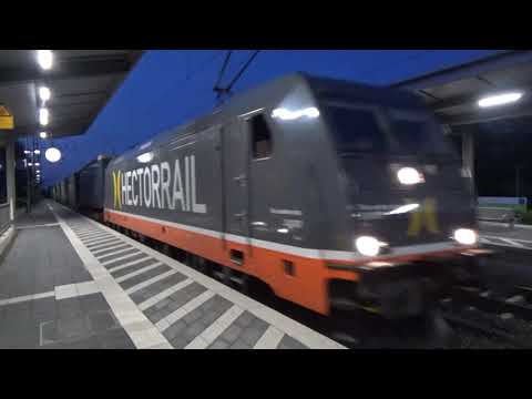 Zu Später Stunde Aufgerissen Zu Später Stunde Aufgerissen