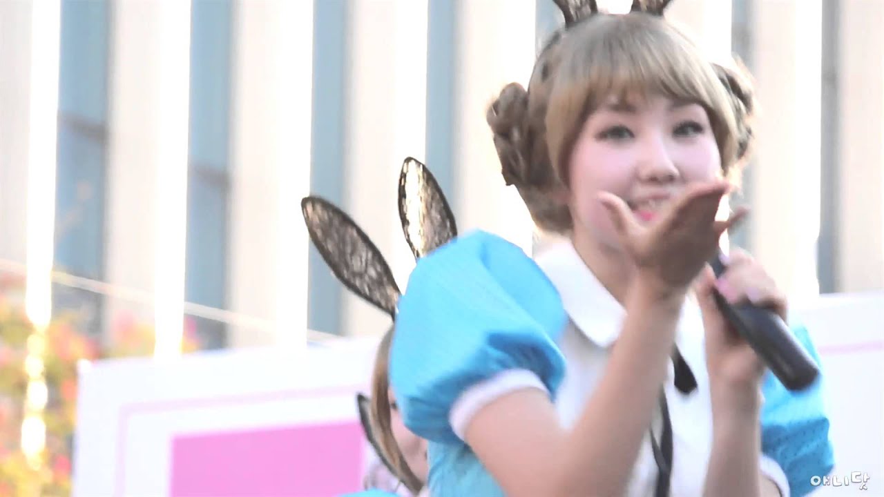 1500915 비비디바 VIVIDIVA - 서비스(Service) (선율) [신촌 스타 광장, 비비디바 데뷔 오픈 쇼케이스 2부] By 애니닷