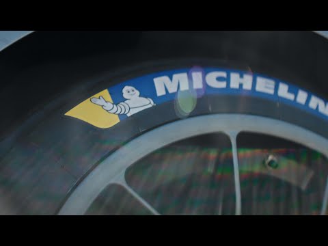 Porsche & Michelin: partners for the best traction on the road and on the track