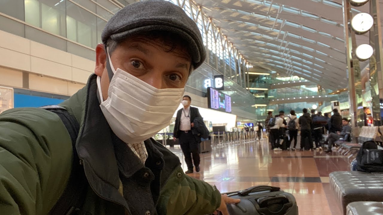 Japan's Domestic Flights from Tokyo | 45 min before departure run!