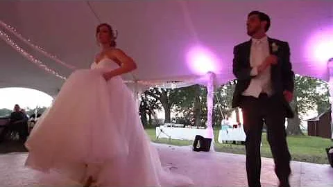 Dianna and Brett Floyd's 1st Dance