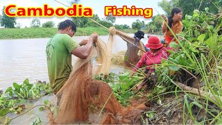 Ancient Techniques Fishing In The Stream | Cambodia Traditional Fishing [khmer rural post ]