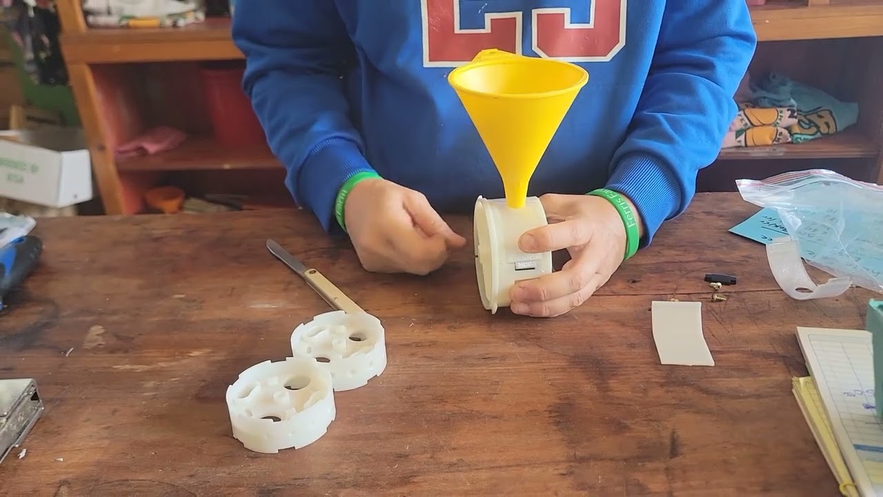 Installing of cover for small seed insert.