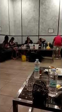 cewek yg lagi viral guncang pagung hiburan #liquid#jogja#cafe#bar#dangdutkoplo#pamitdangdutan