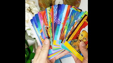 The New Orleans Oracle Deck Unboxing!