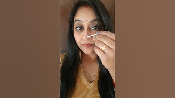 Button nose contour hack! using earbuds 😱👌 #shortvideo #youtubeshorts #creator2creator