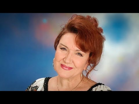 Zinaida Julea - E sarbatoare si rasuna muzica