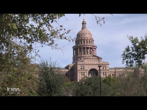 Gov. Abbott signs
