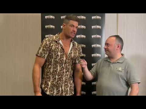 Entrevista exclusiva a Grayson Waller en Wrestlemania 39 | Planeta Wrestling