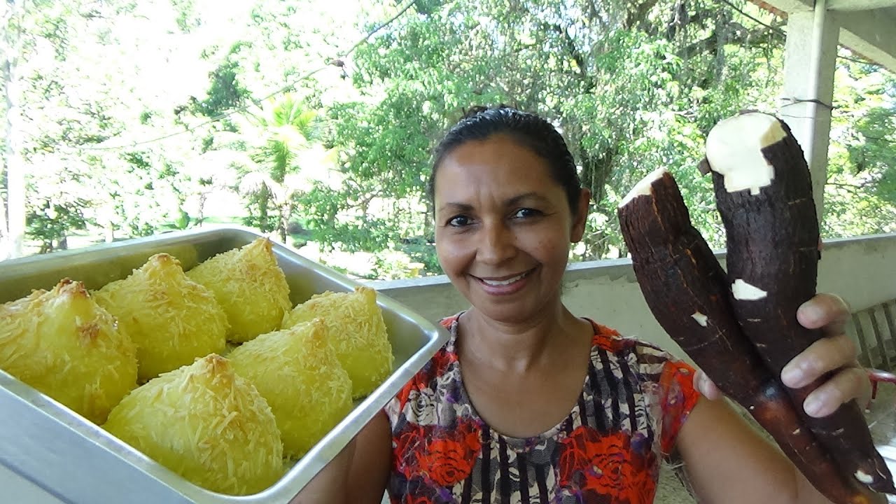 COXINHA SEM FRITURA MASSA DE MANDIOCA AIPIM