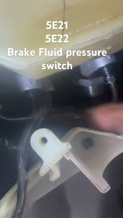 Bmw 330 CI Brake Light On And Traction Light On Code 5e21 5e20 YouTube bmw-330-ci-brake-light-on-and-traction-light-on-code-5e21-5e20-youtube