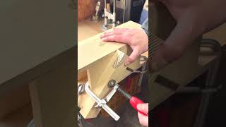 A joint used when a longer piece of wood is required #woodworking #japanesejoinery #diy #joint