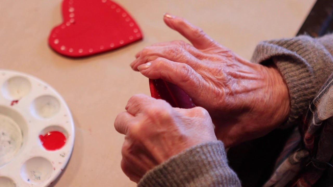 Safe at Home Manitoba & Woodlands Pioneer Museum Presents: Arty-Facts - Cinnamon Heart Wall Hanging