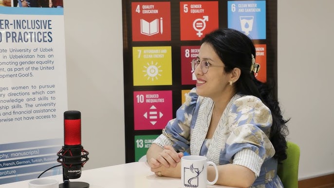 Lezbiyen orgazmlarining porno video toplami Arzimas jinsiy aloqa