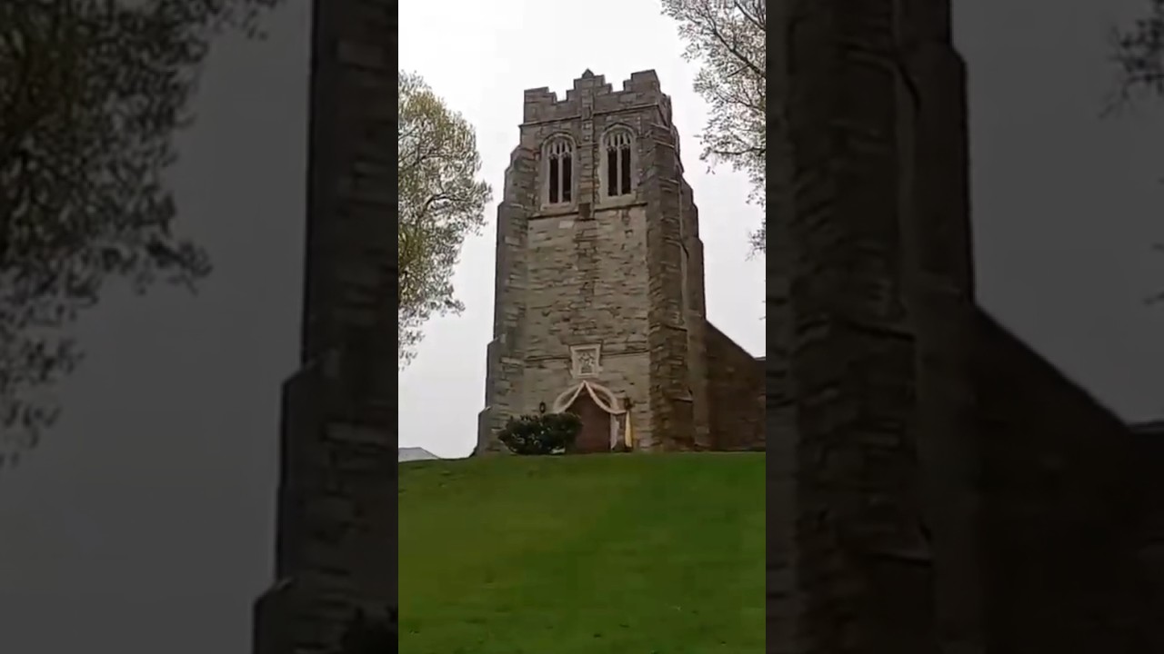 Guarda College Campus inherited Old World Buildings su YouTube Guarda College Campus inherited Old World Buildings su YouTube