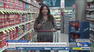 Food City, customer team up to aid families