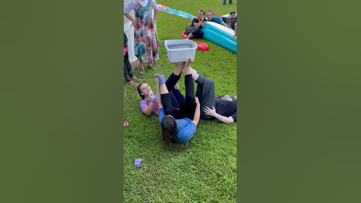 Water bucket challenge doesn't end well for one girl.
