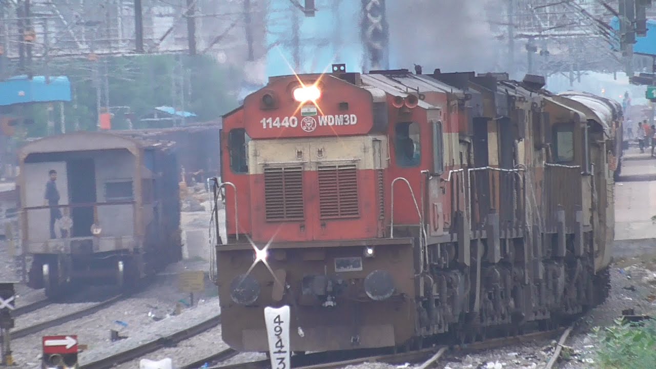 TWIN ALCOS LOOPS OUT with 24 COACH Special Train | Indian Railways