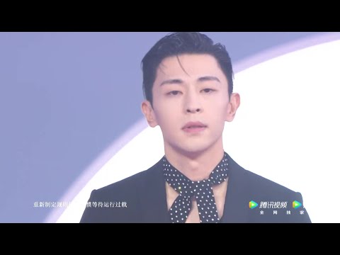 邓伦 2021GQ人物盛典 红毯 Deng Lun GQ Red Carpet@Sanya