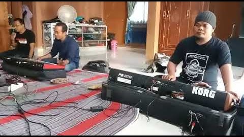 keybordist Grobogan sektor barat judul lagu 👉 kawin gantung,Nino Annawa ft Nurul annawa