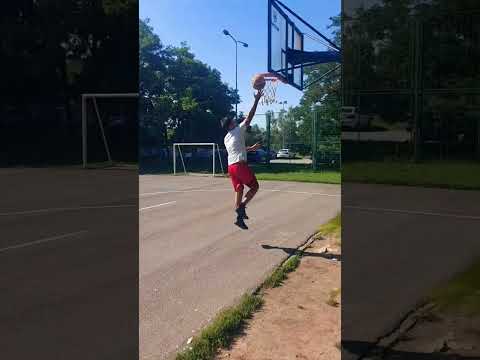 easy dribbling and layup 🏀 - YouTube
