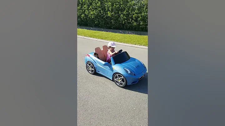 Natalie Phuong Uyen drive the car first time