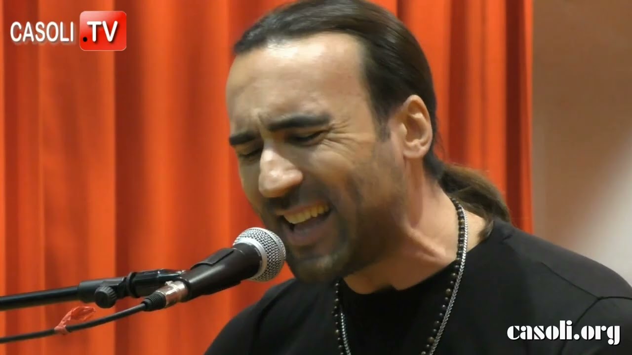 IL CANTAUTORE ABRUZZESE MARCO D'ANGELO CANTA 