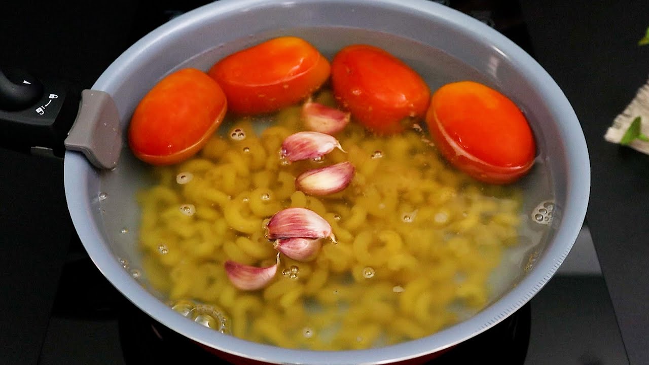 Transforma tu fideos con esta increíble salsa casera. Cada bocado es pura felicidad.