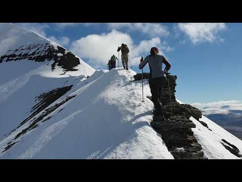 Video: Lipimas į Kalnų Viršūnę „nepadoriausiu“pavadinimu - Alternatyvus Vaizdas