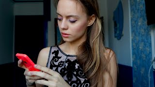 Света ПОМОГИ!!Парень смотрит ,но НЕ ПОДХОДИТ !Как понять любит ли меня парень!? Света ПОМОГИ!!Парень смотрит ,но НЕ ПОДХОДИТ !Как понять любит ли меня парень!?