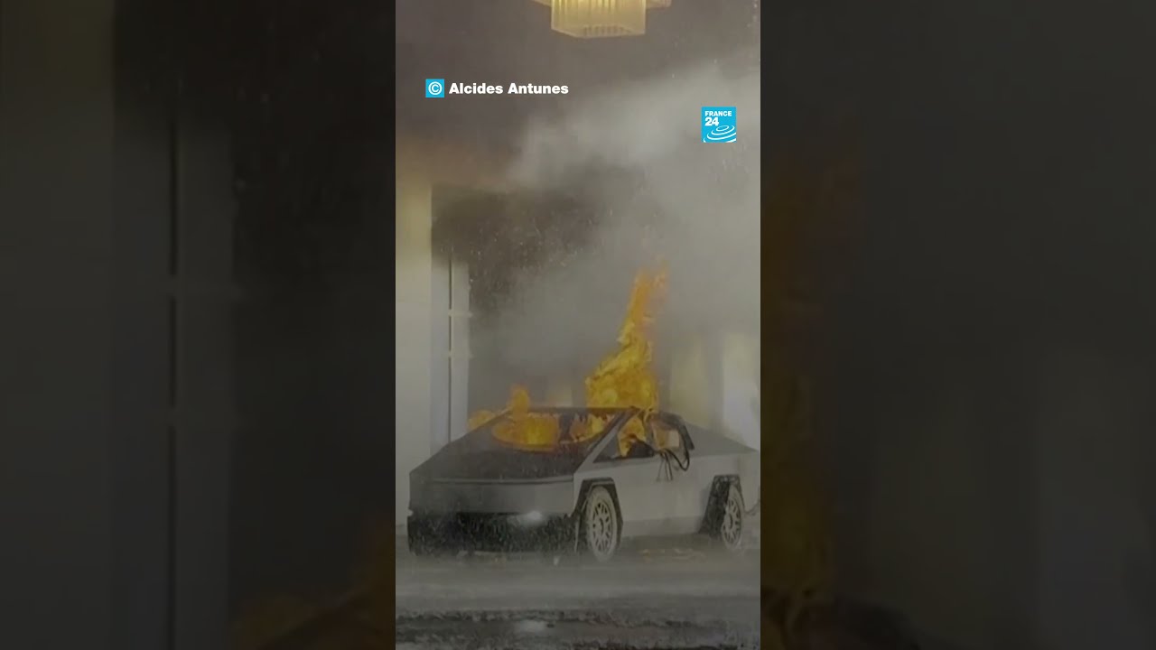 Las Vegas Tesla Cybertruck Explodes Outside Trump Hotel