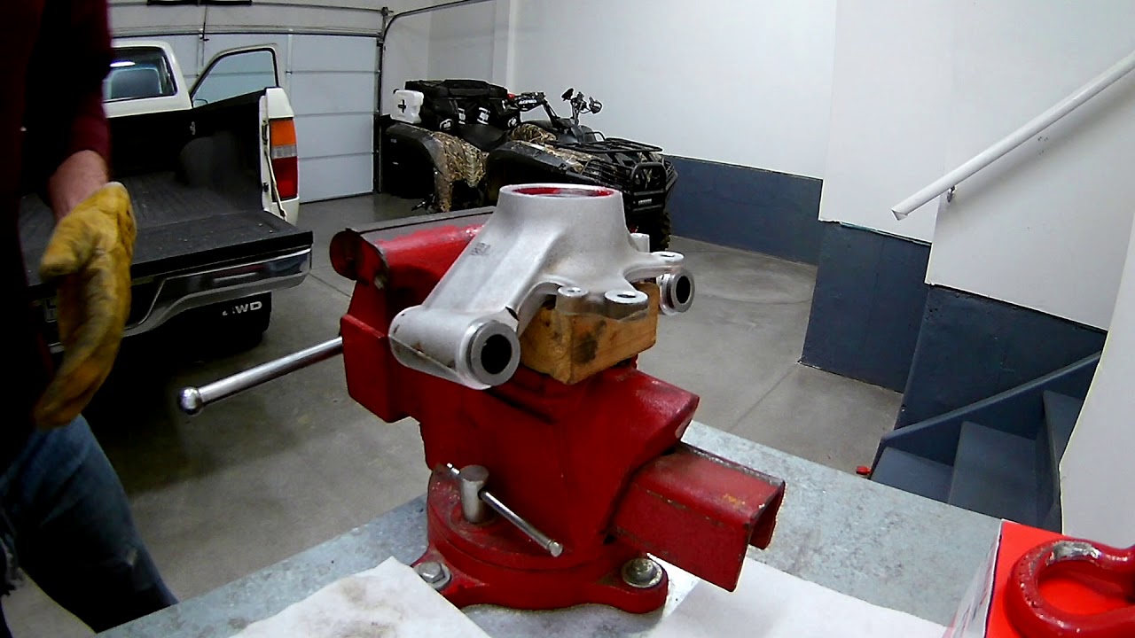 Yamaha Grizzly 700 rear wheel bearing installation YouTube