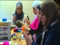 أصحاب الحرف اليدوية في سوريا يحاولون إعادة صناعة المنسوجات