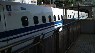 230408_063 熱海駅に到着する東海道新幹線N700系 G11編成(N700A)