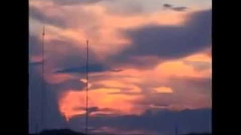 تلاوة  يخشع لها القلب و تدمع لها  العين الله الله الله علي هذا الجمال