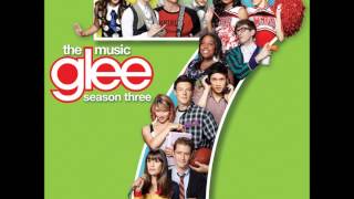 Glee Volume 7 - 04. Run The World (Girls)