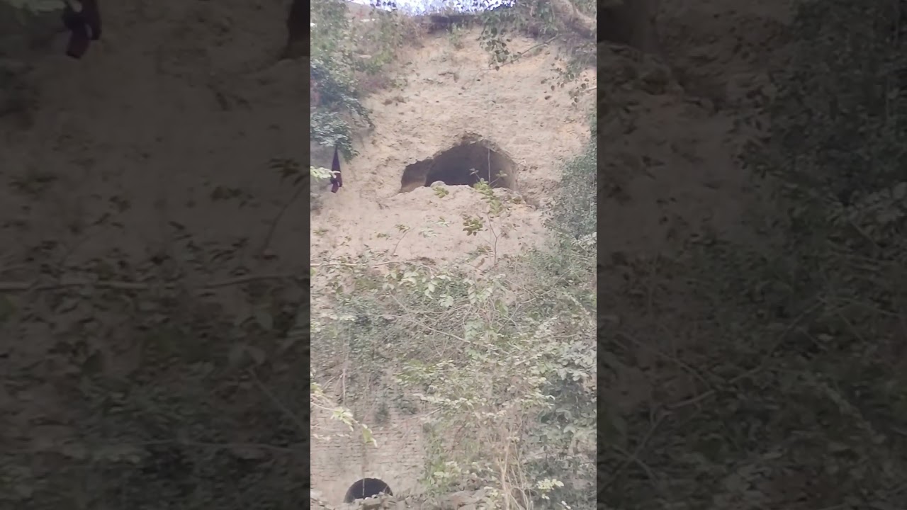 रहस्यमई उल्टा किला.. 