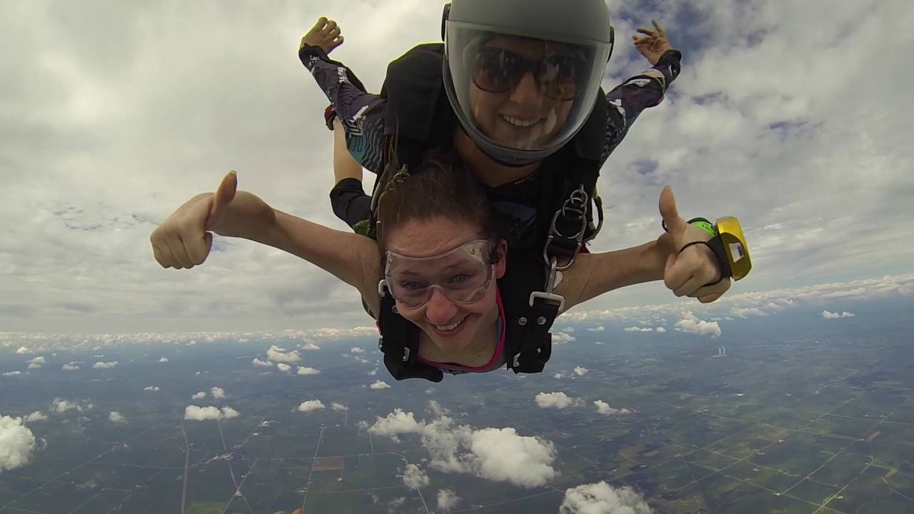 1252 Stella Nisenbaum Skydive at Chicagoland Skydiving Center 20160807 Becca Joy