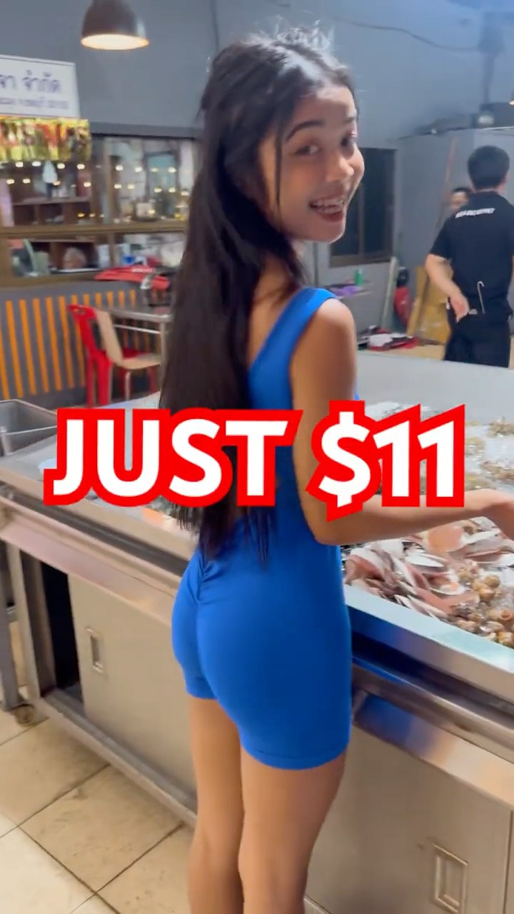 Worlds’s Cheapest $11 Quality Seafood 🦞Buffet with Languste #shorts ...