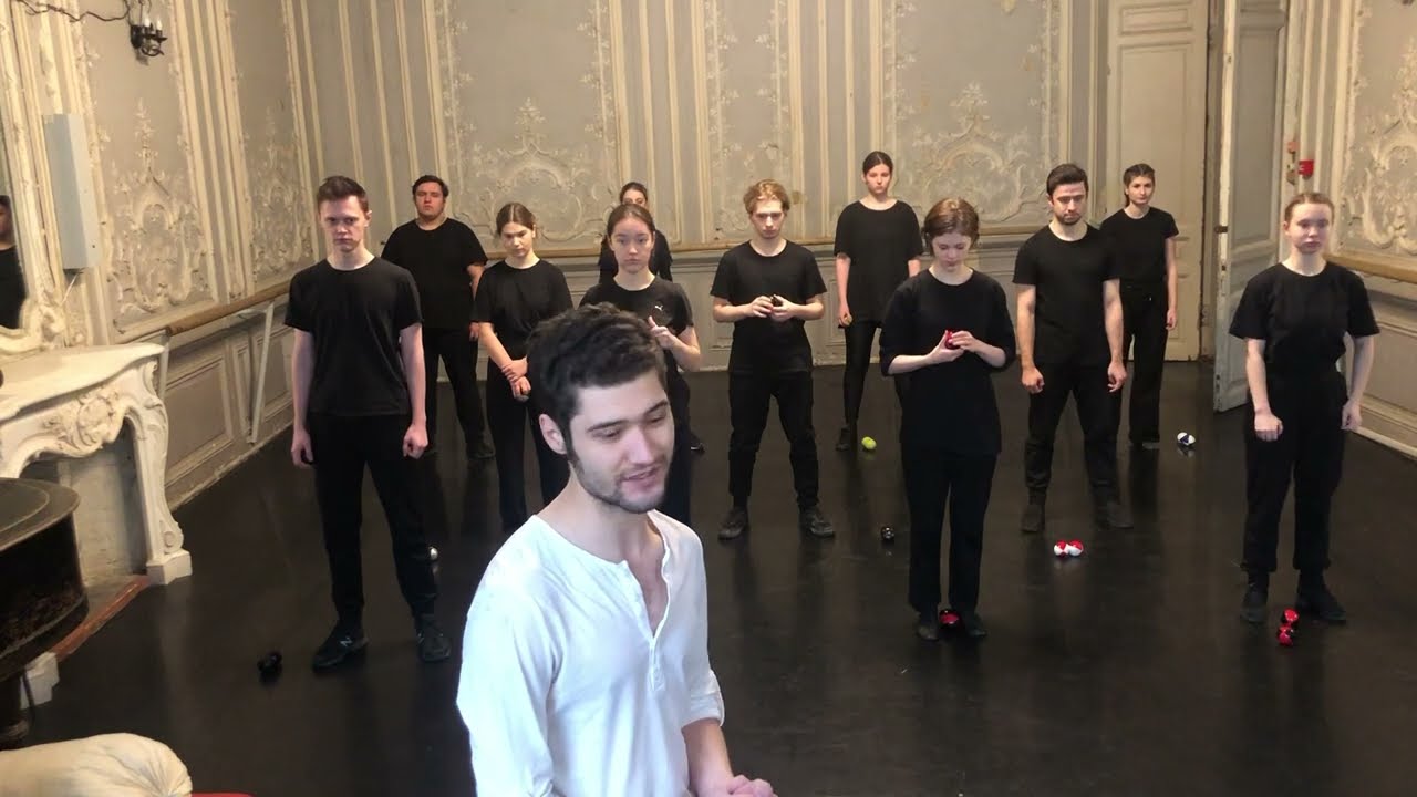 Контрольный урок по Сценическому движению 2й курс. 11.12.2023