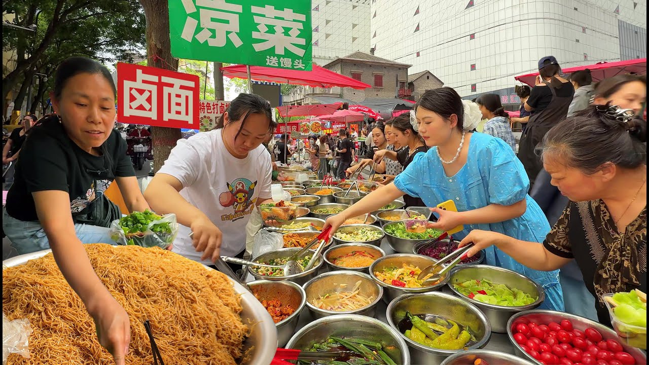 Что едят в центре Китая каждый день? Завтрак и обед поразят вас!