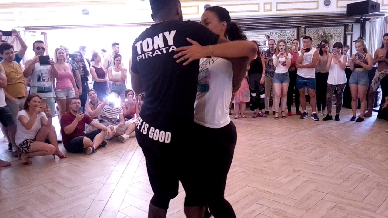 Semba: Tony Pirata & Aurea Febraio @ Danubian Salsa Festival 2019
