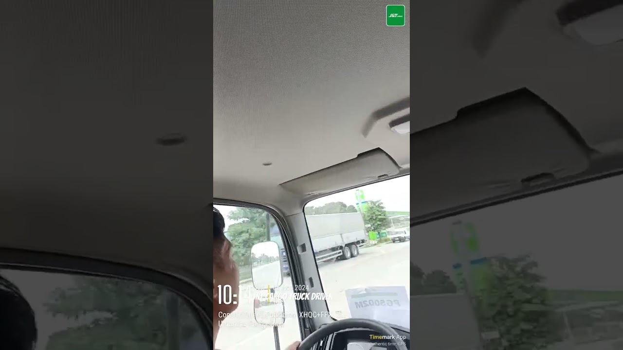 JNT cargo truck driver